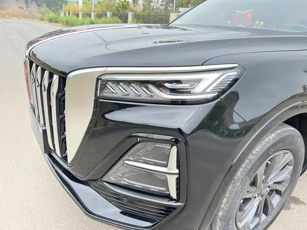 HONGQI HS5 2023