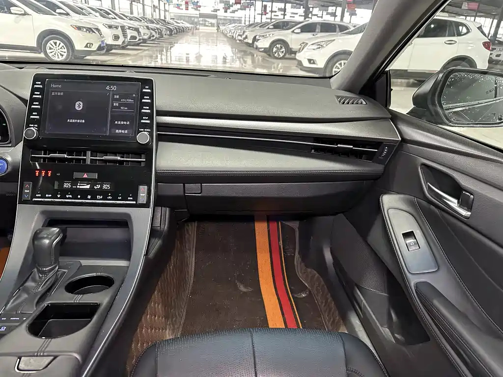 TOYOTA AVALON 2022