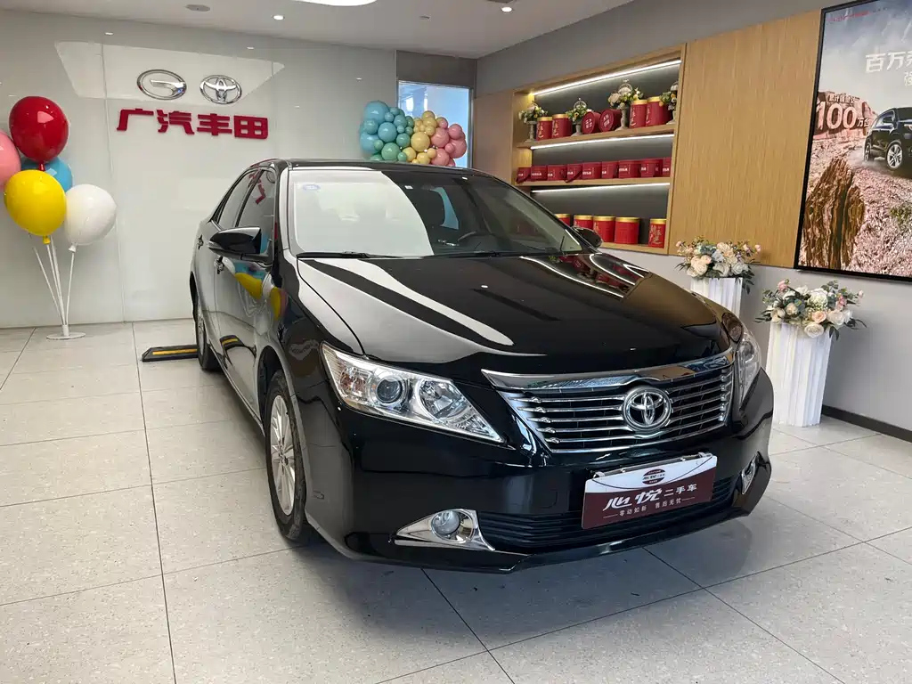 TOYOTA CAMRY 2014