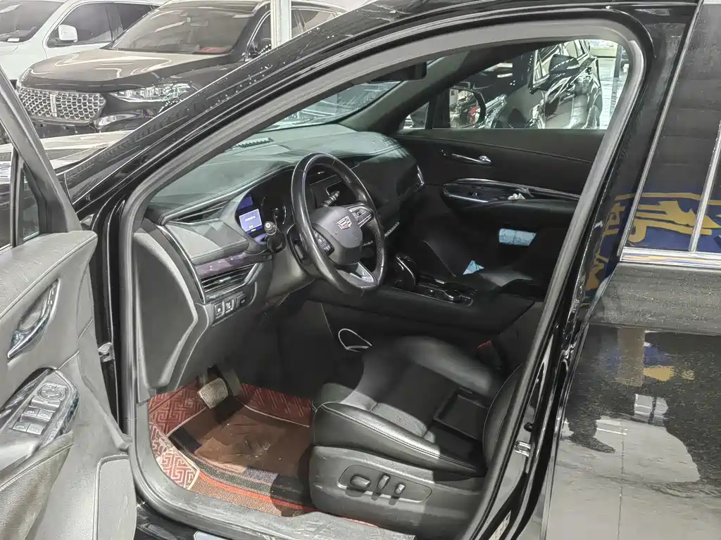 CADILLAC XT4 2020