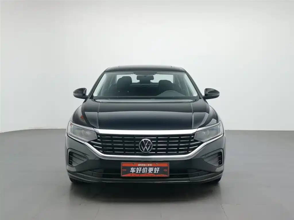 VOLKSWAGEN PASSAT 2022