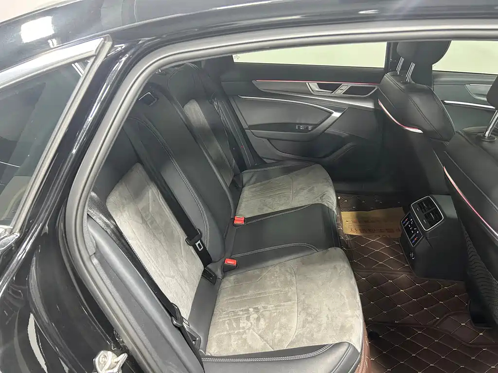 AUDI A6L 2023