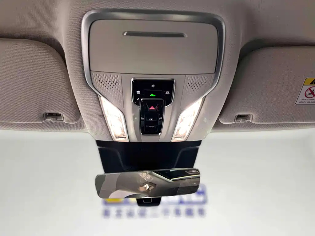 HONGQI HS3 2023