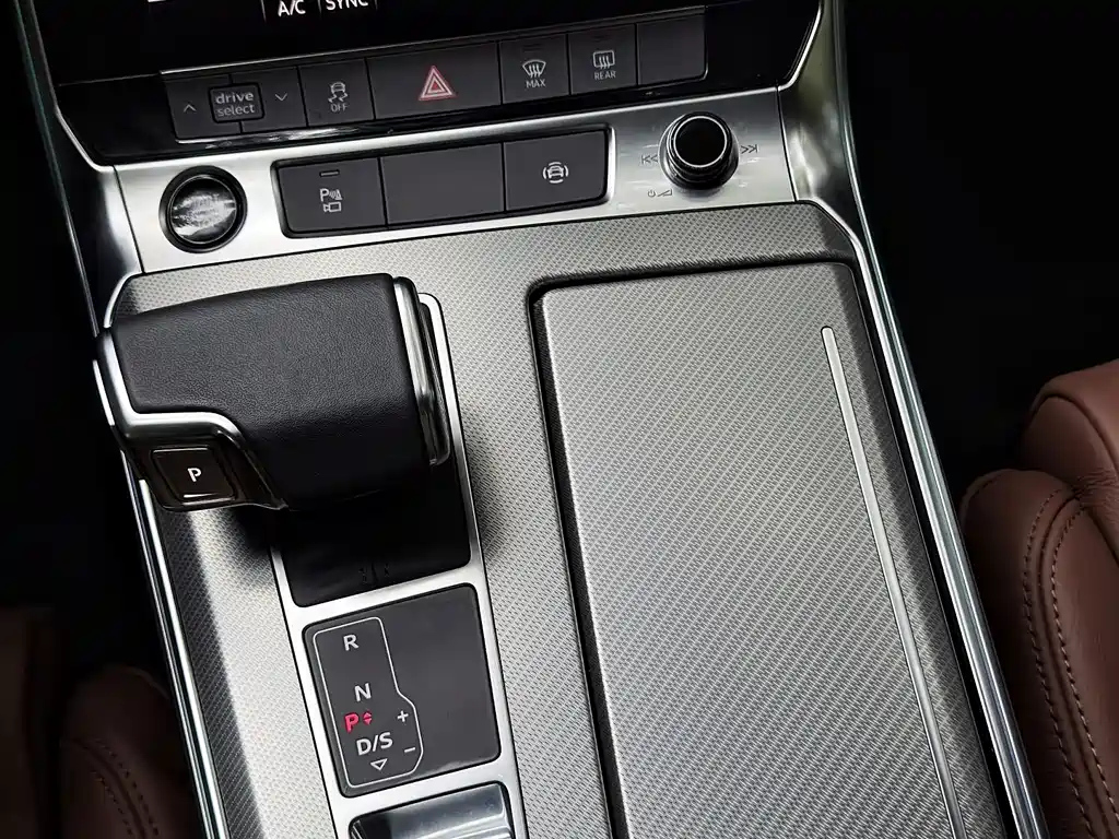 AUDI A6L 2021