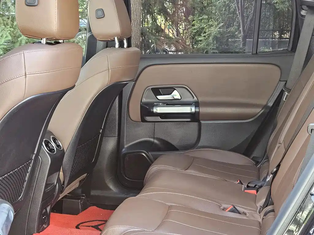 MERCEDES BENZ GLB 2021