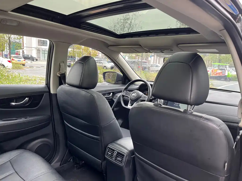 NISSAN X-TRAIL 2019