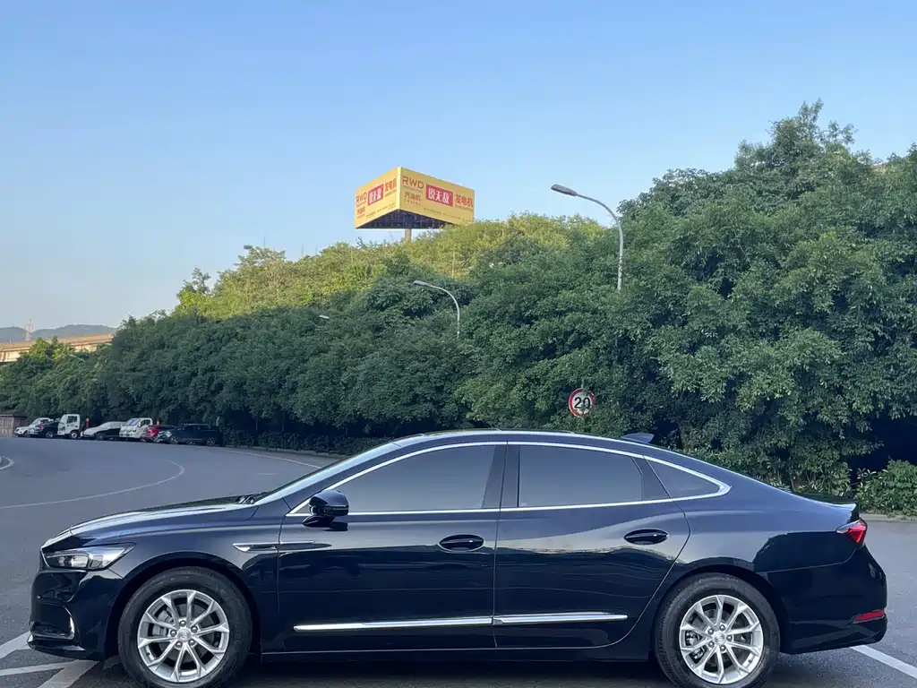 BUICK LACROSSE 2022