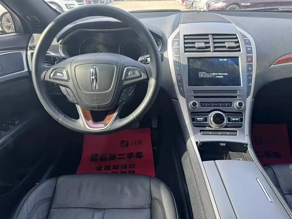 LINCOLN MKZ 2018