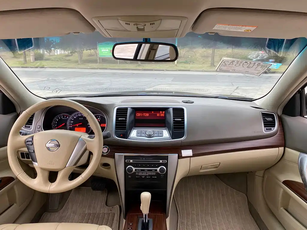 NISSAN TEANA 2009