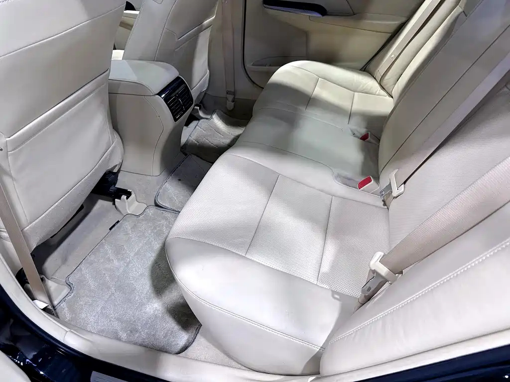 TOYOTA CAMRY 2016