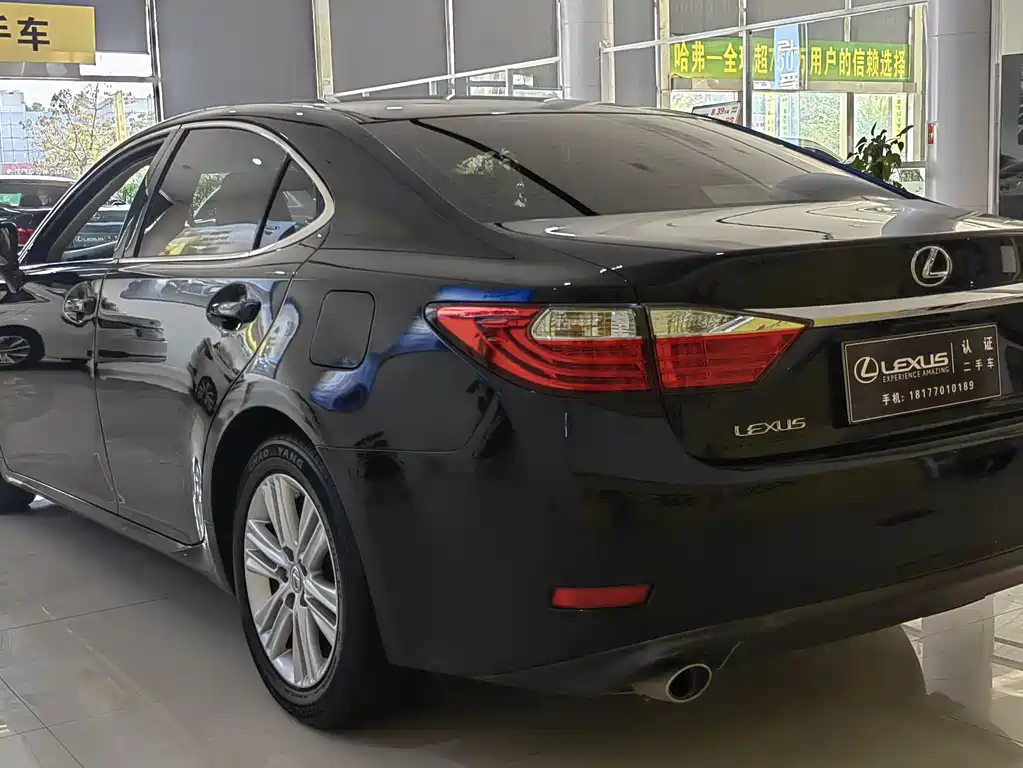 LEXUS ES 2014