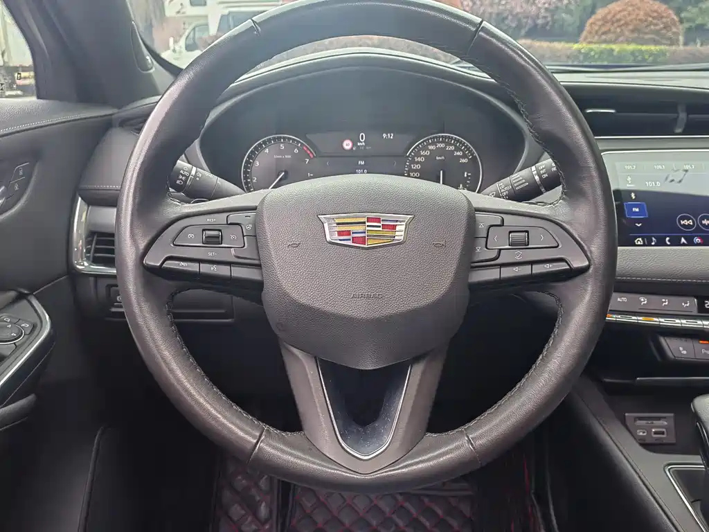 CADILLAC XT4 2019
