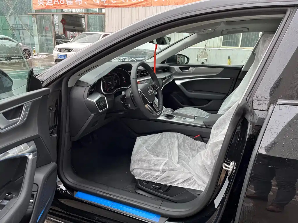 AUDI A7 2024