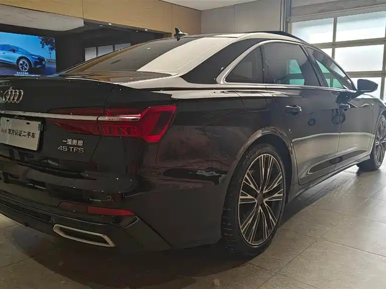 AUDI A6L 2021