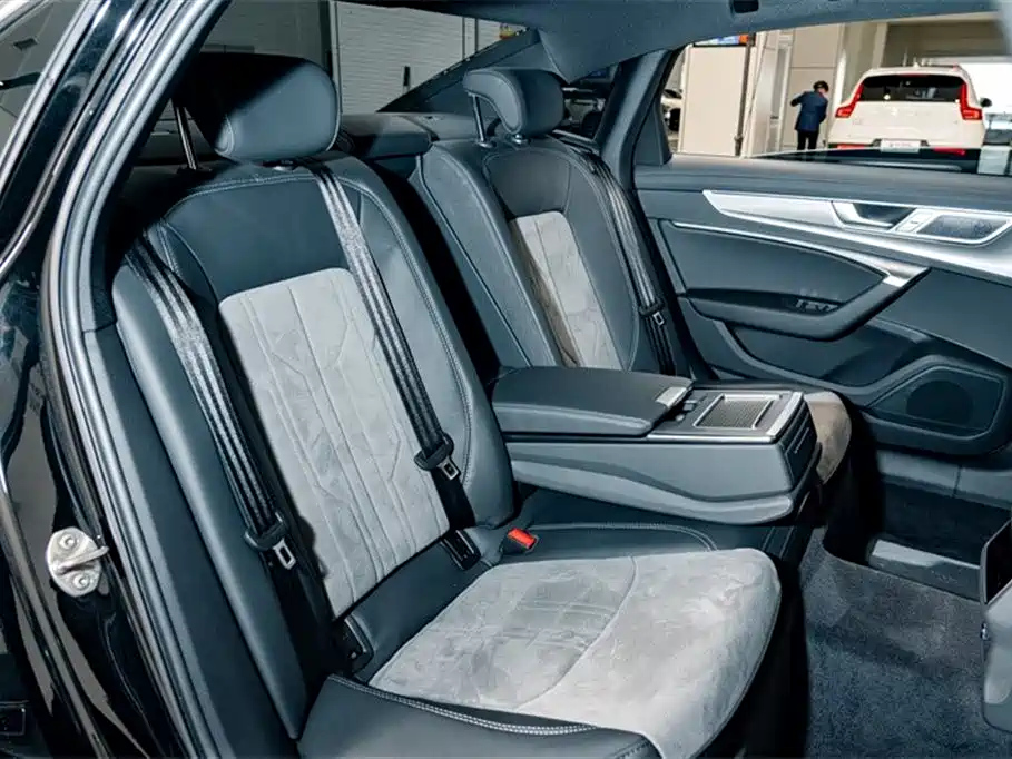 AUDI A6L 2023