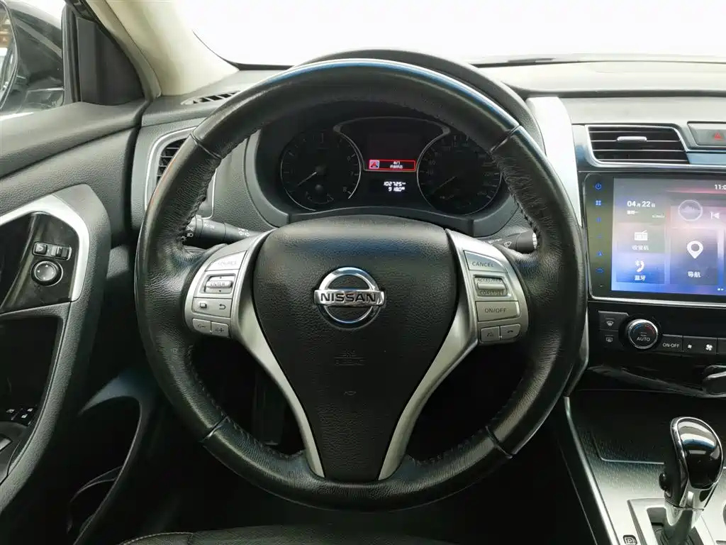 NISSAN TEANA 2018