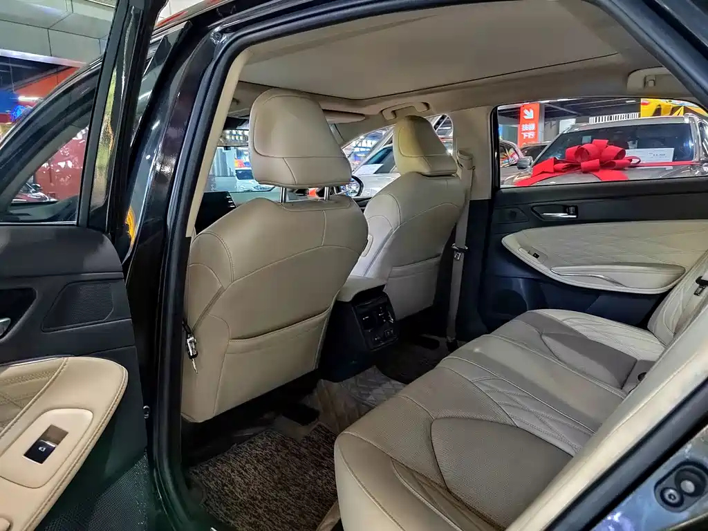 TOYOTA AVALON 2019