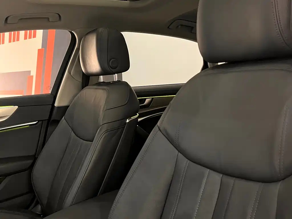 AUDI A6L 2020