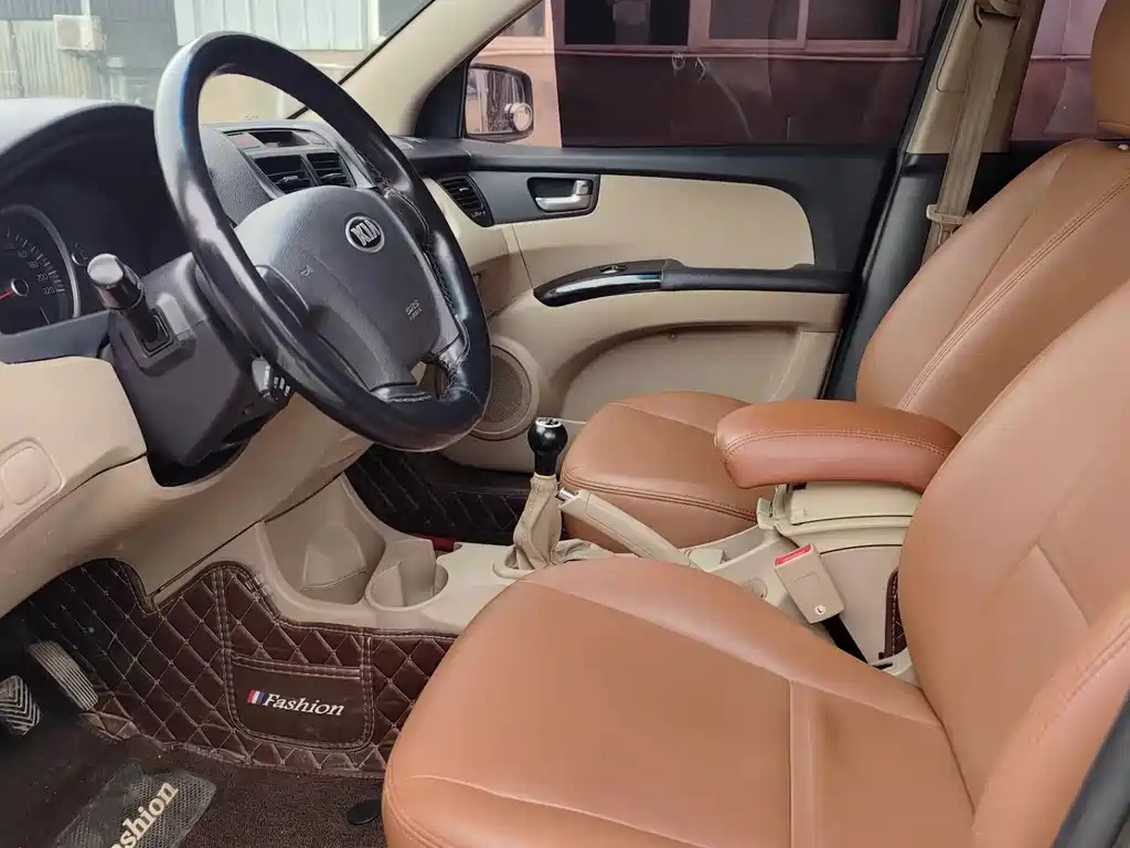 KIA SPORTAGE 2014