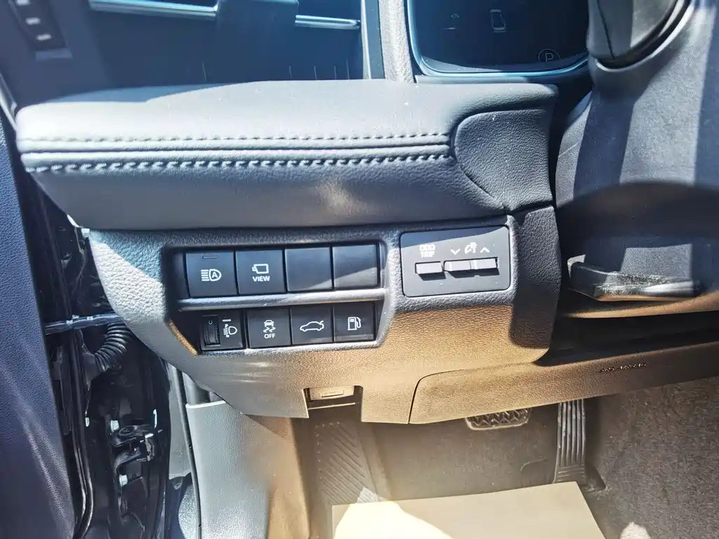 TOYOTA AVALON 2023