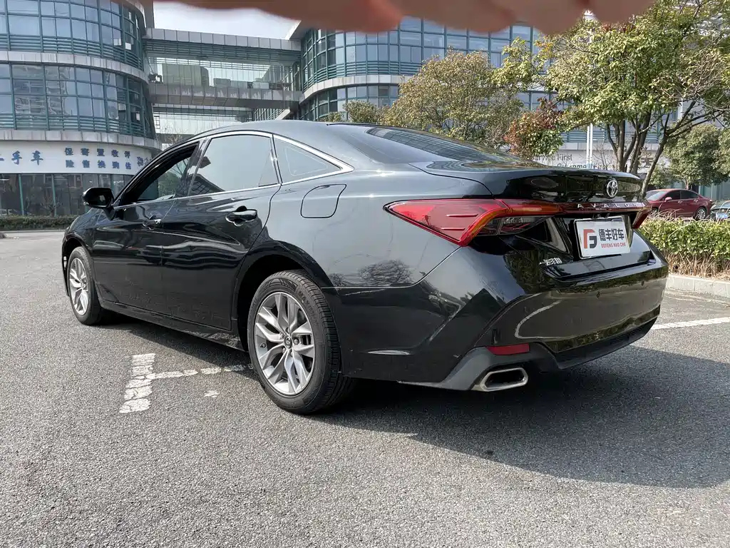TOYOTA AVALON 2021
