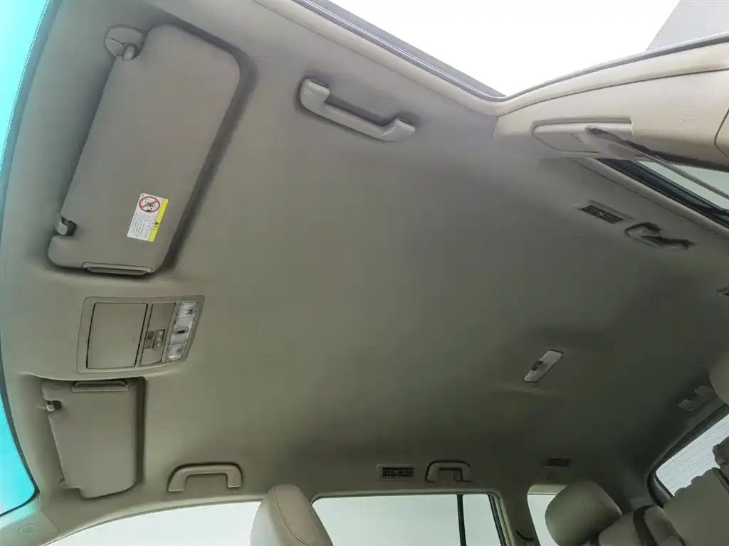 TOYOTA HIGHLANDER 2012