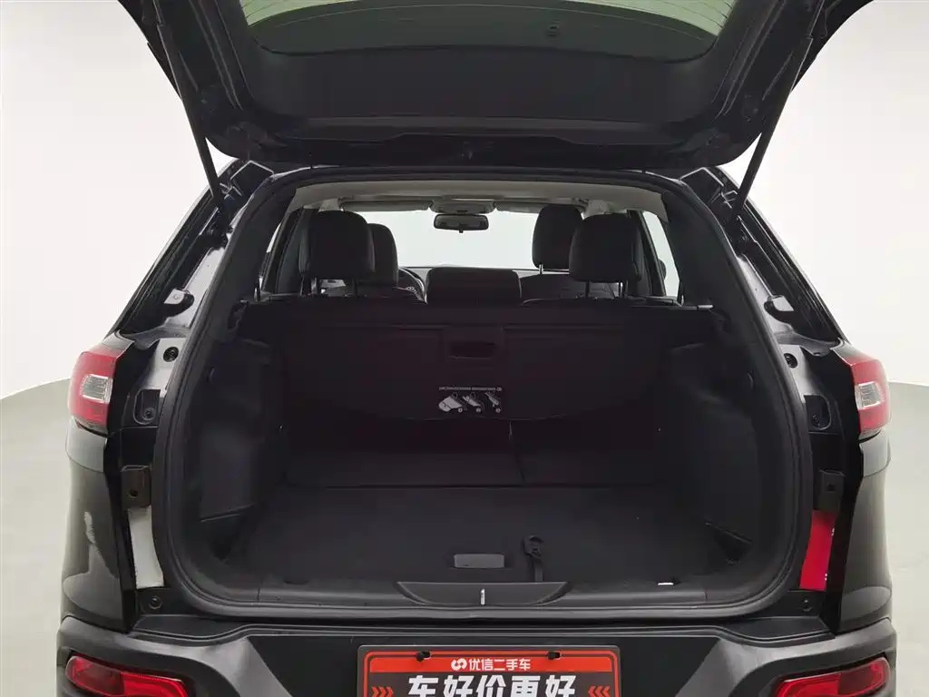 JEEP CHEROKEE 2017