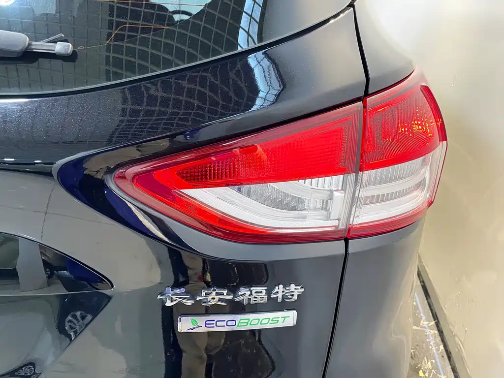 FORD ESCAPE 2016