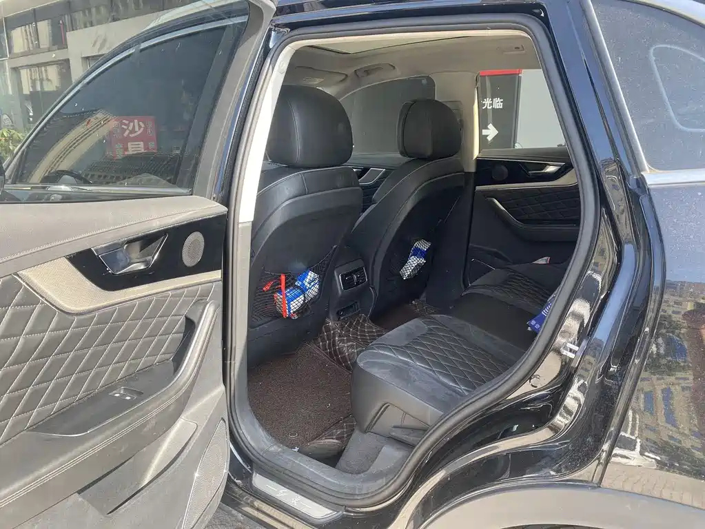 HONGQI HS5 2019