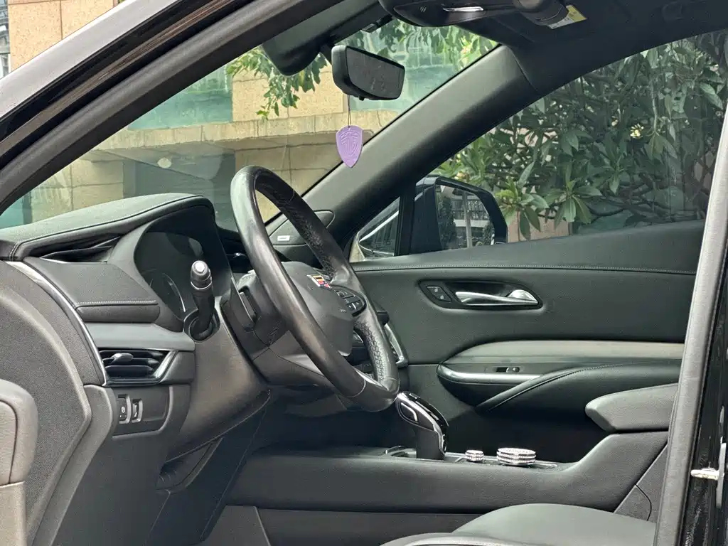 CADILLAC XT4 2020
