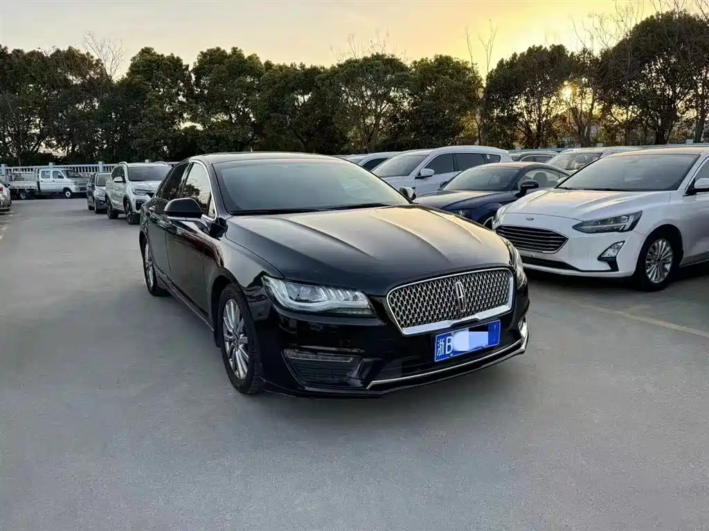 LINCOLN MKZ 2017