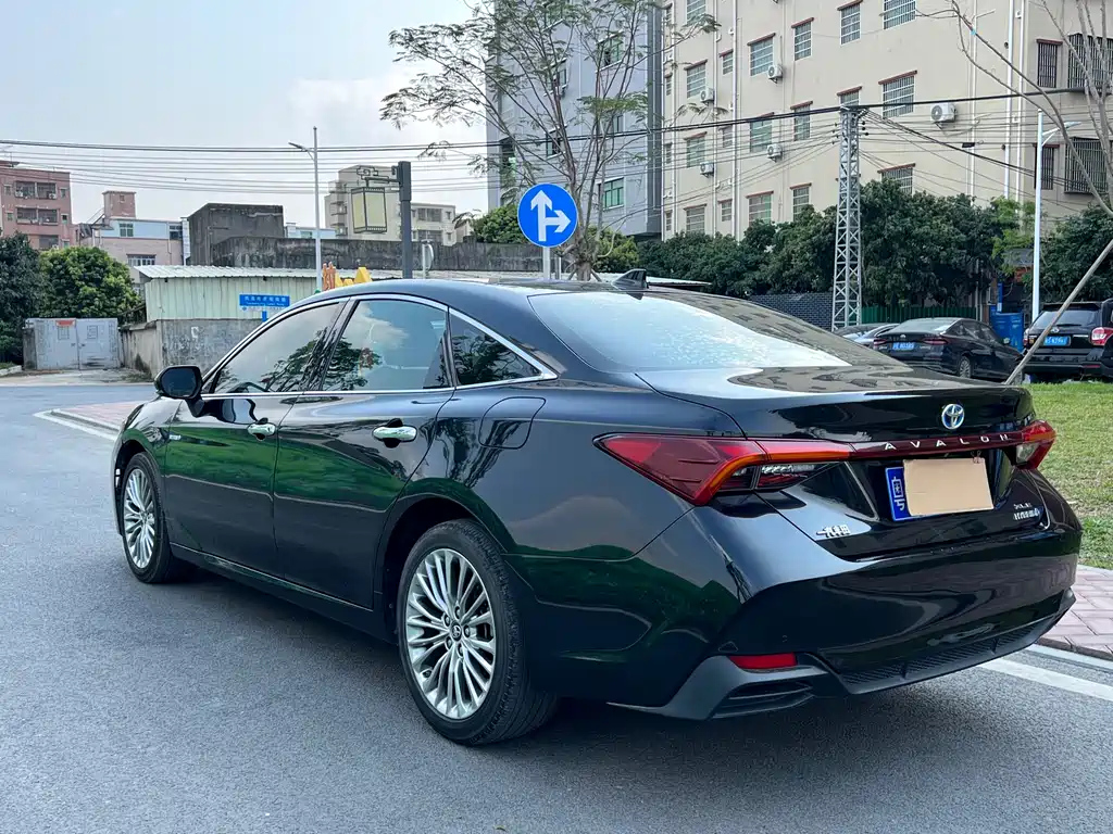 TOYOTA AVALON 2019