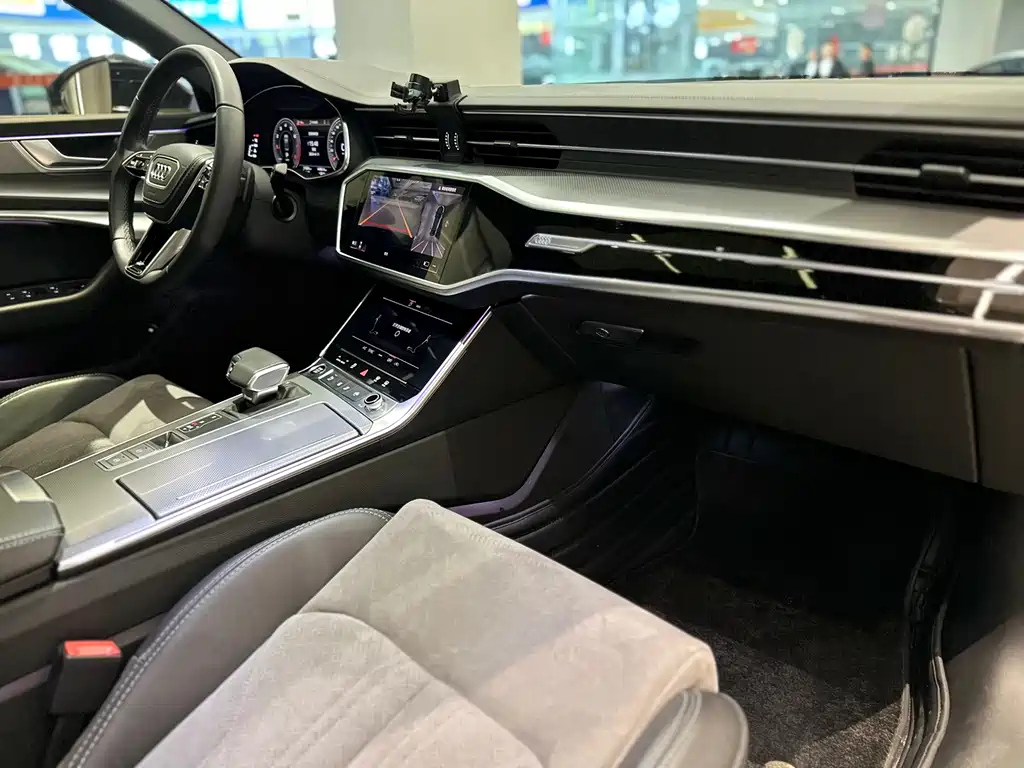 AUDI A6L 2022