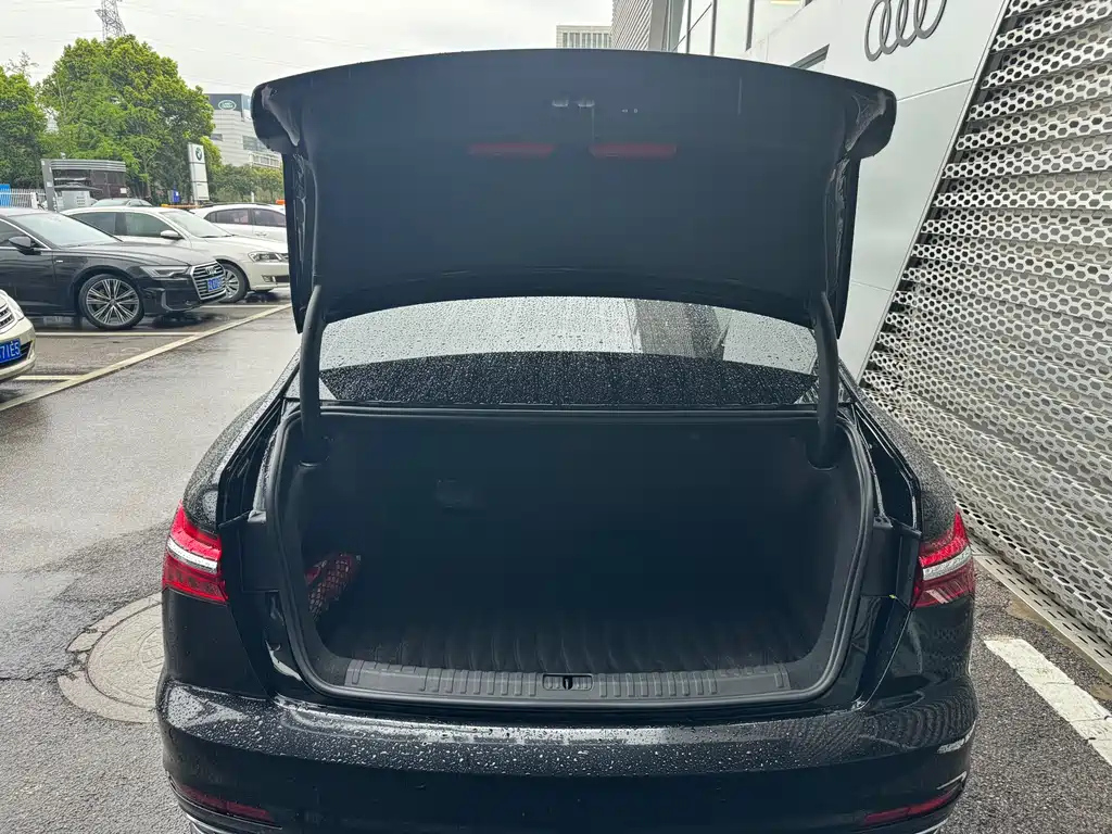 AUDI A6L 2023