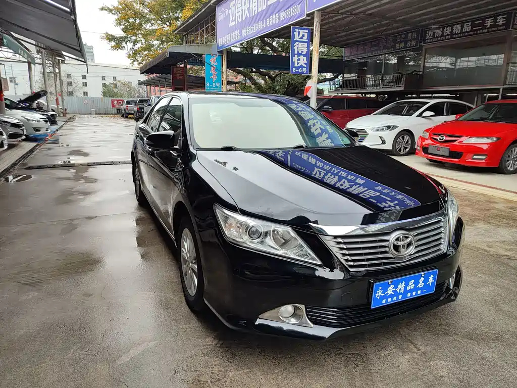 TOYOTA CAMRY 2013