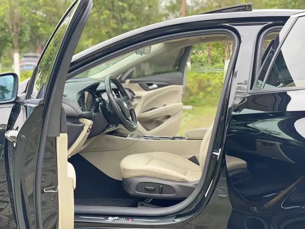 BUICK REGAL 2021