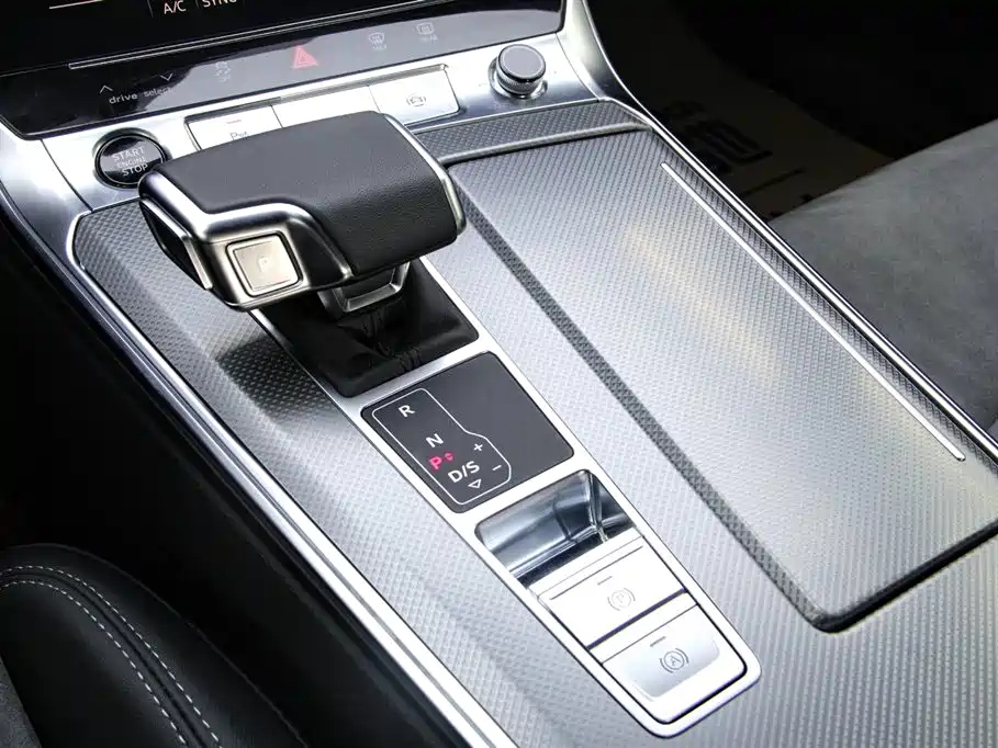 AUDI A6L 2023