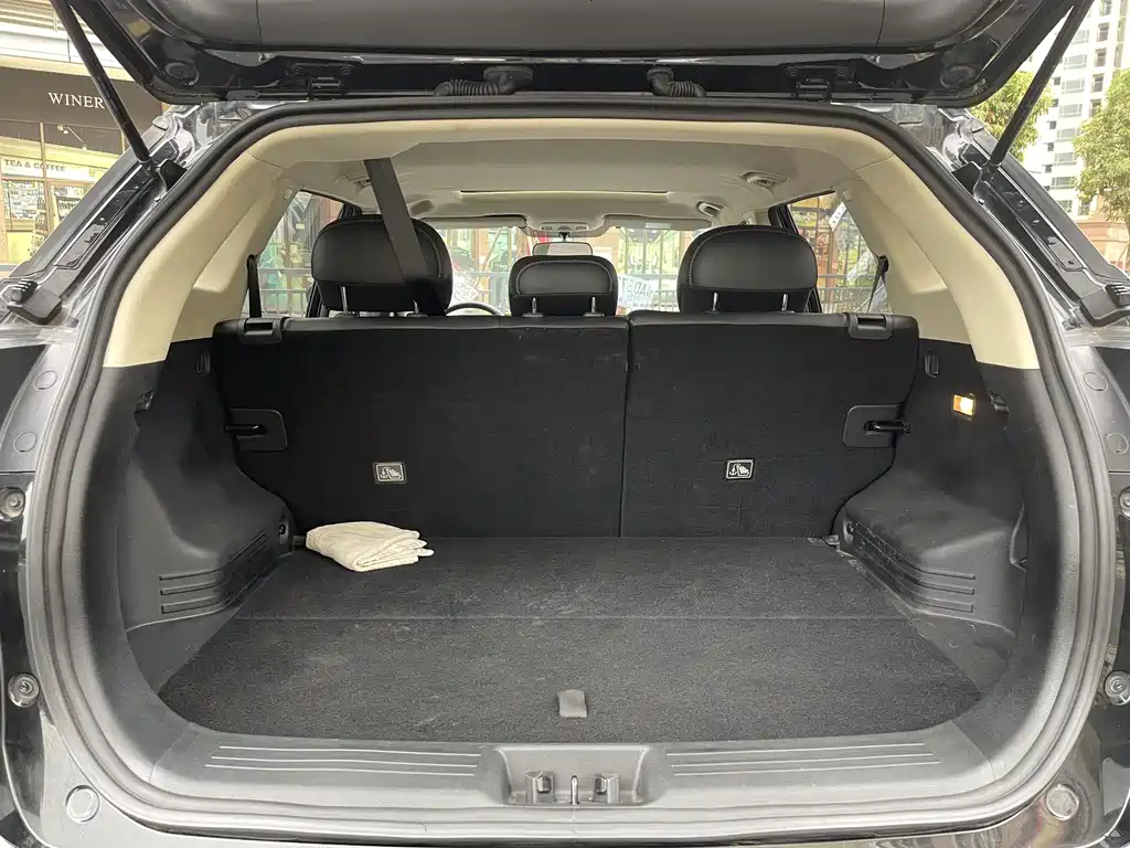 GEELY AUTO BOYUE 2021