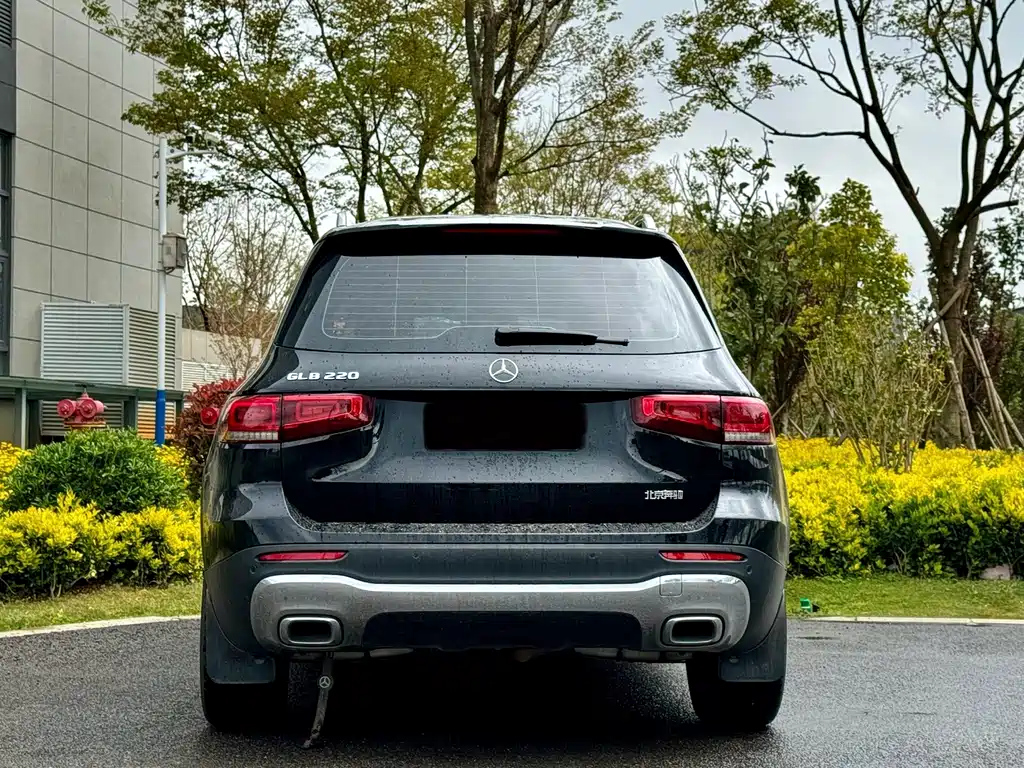 MERCEDES BENZ GLB 2022