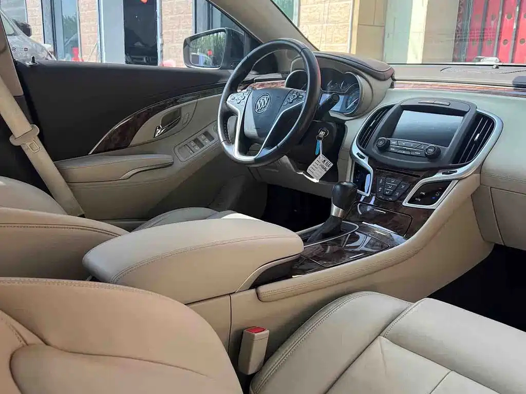 BUICK LACROSSE 2015