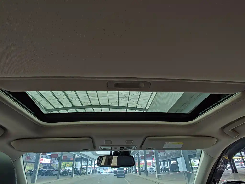MITSUBISHI OUTLANDER 2022