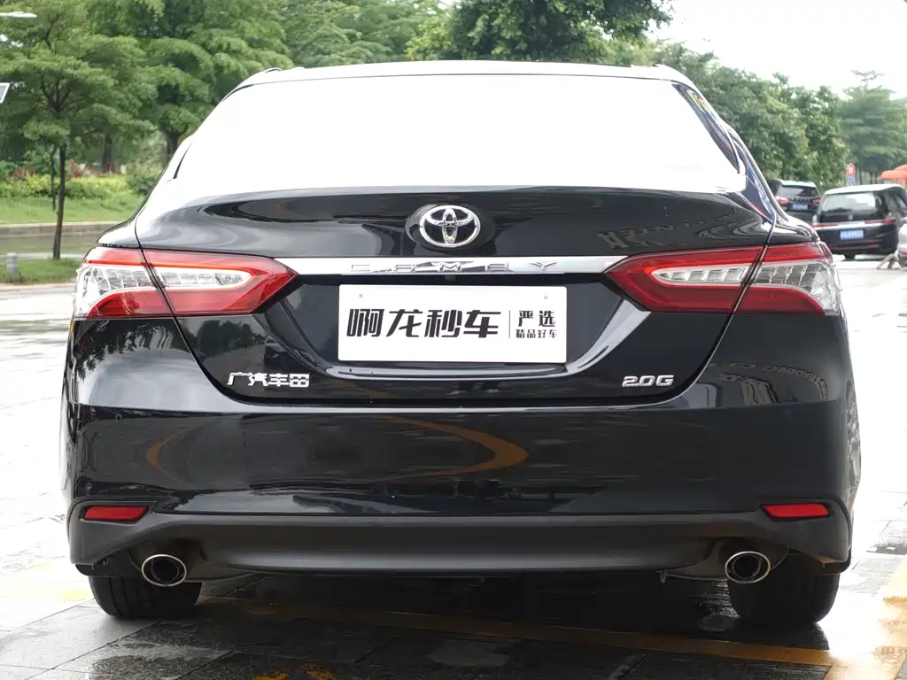 TOYOTA CAMRY 2020