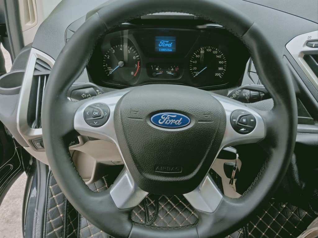 FORD TOUREO 2016