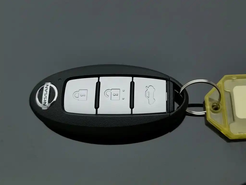 NISSAN TEANA 2019