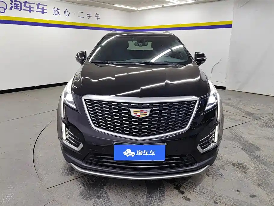CADILLAC XT5 2021