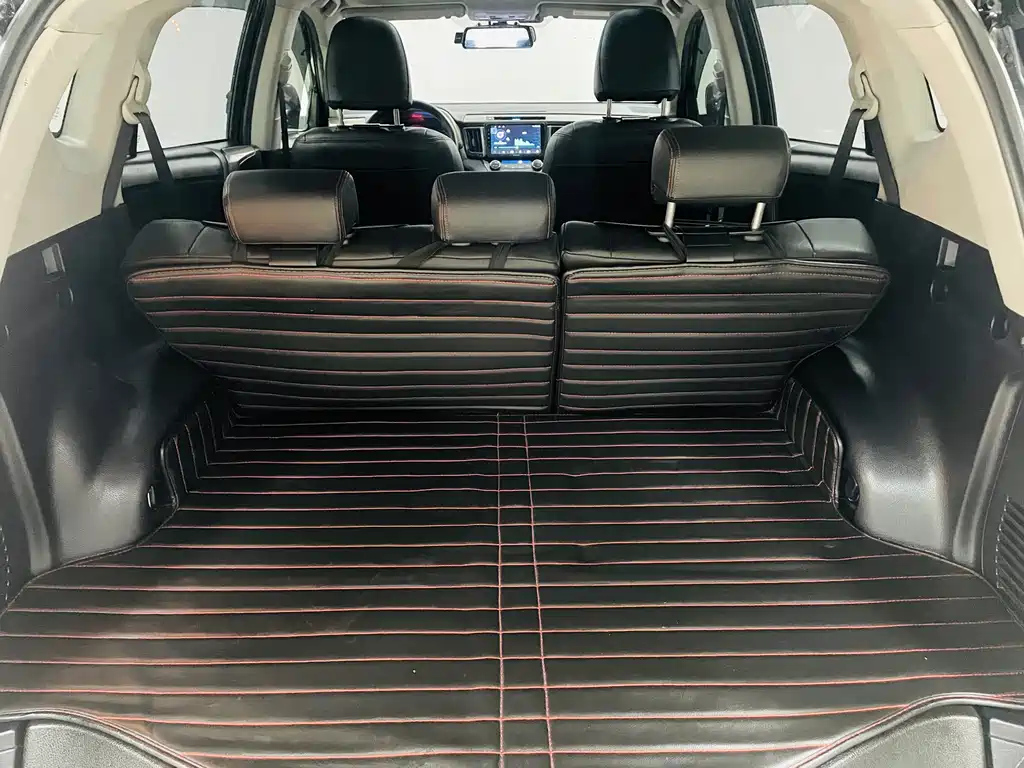 TOYOTA RAV4 RONGFANG 2015