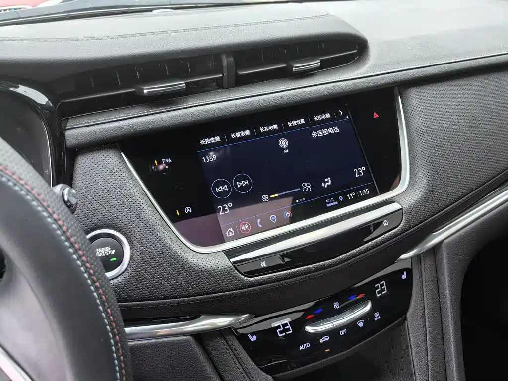 CADILLAC XT5 2021