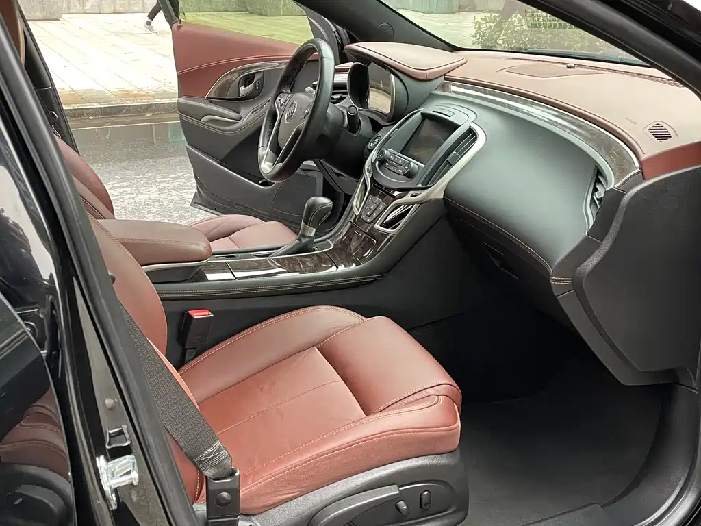 BUICK LACROSSE 2015