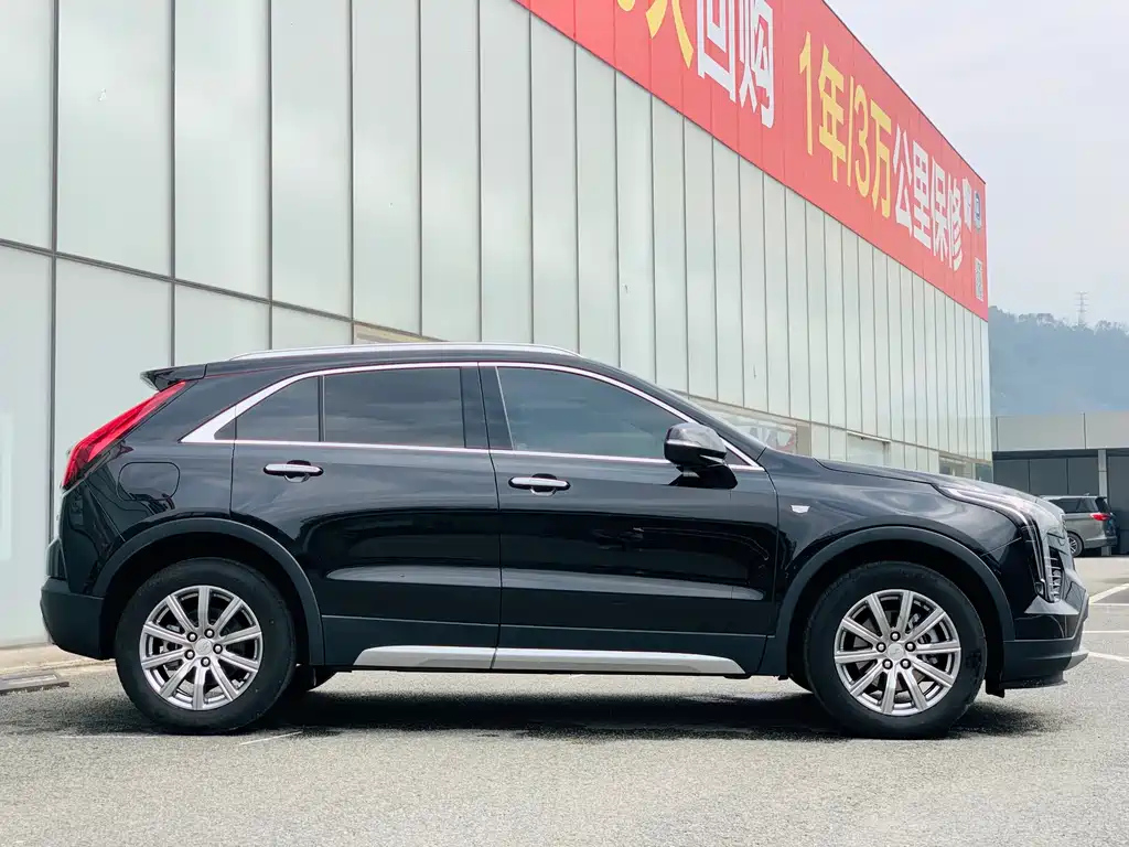 CADILLAC XT4 2020