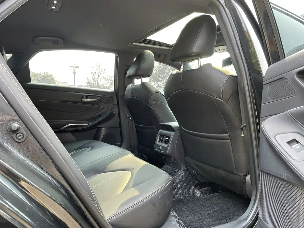 TOYOTA AVALON 2021
